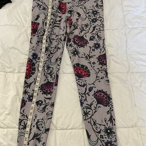 Nike dri-fit leggings multi large